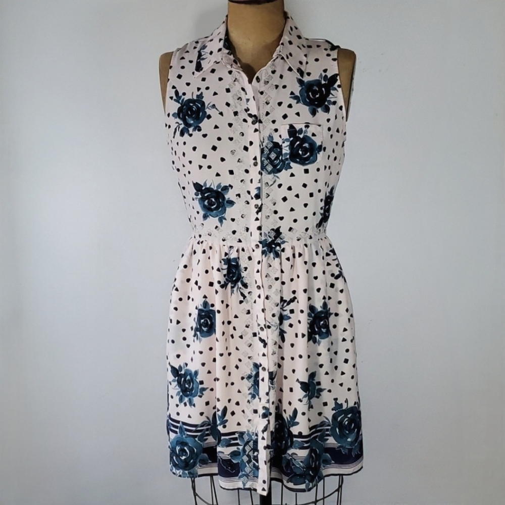 Maison Jules Size M Dress Blush Pink Floral Chiffon Button Keyhole Embroidered